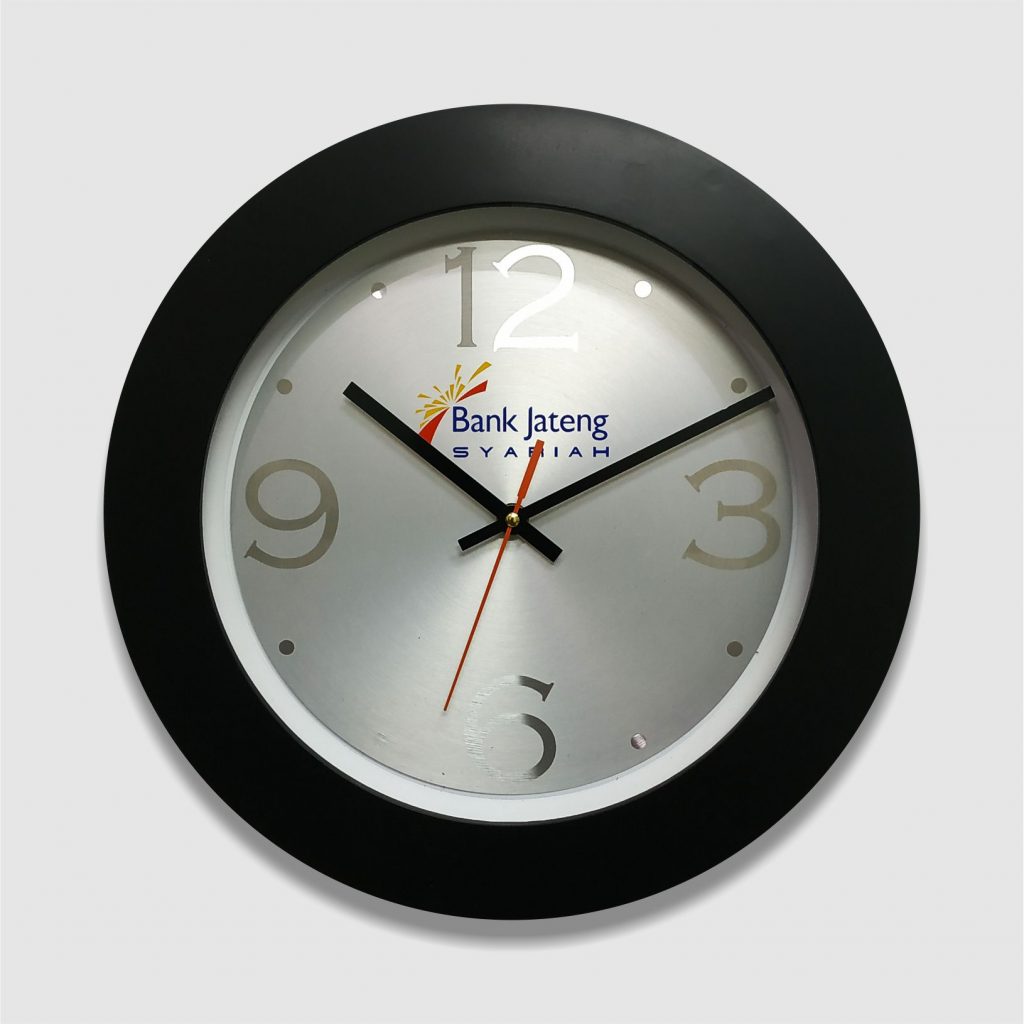 Jam Dinding Custom Bank Jateng 33cm Metal, solusi branding dari https://pabrikjam.com.