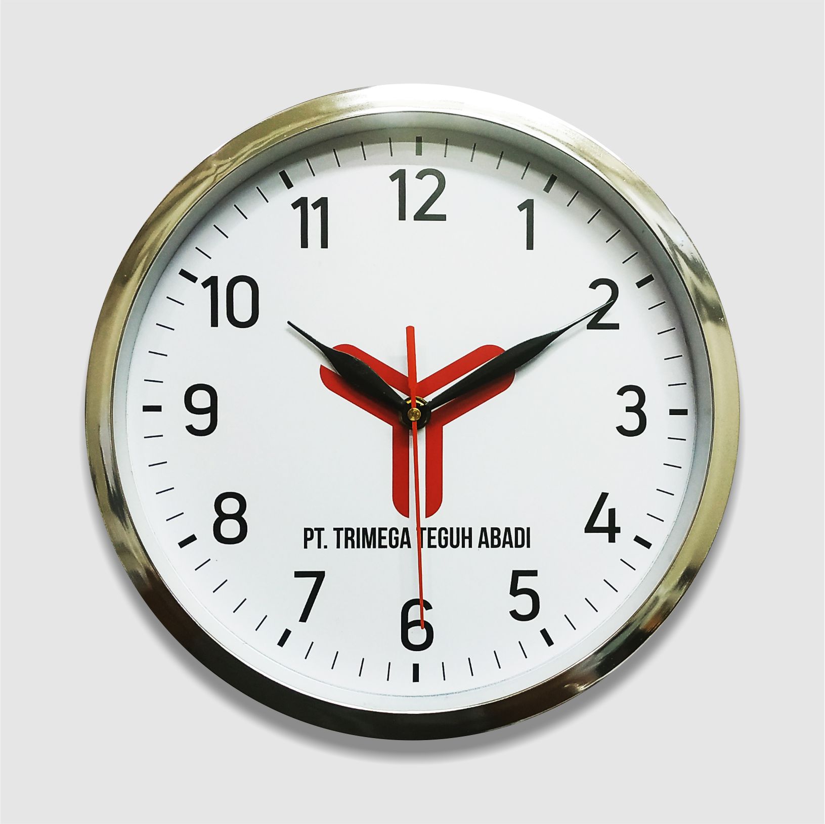Studi kasus Cetak Jam Dinding Trimega Teguh Abadi 25cm Chrome, proyek merchandise sukses oleh https://pabrikjam.com.